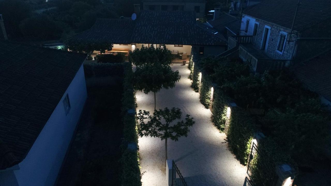 Villa Navita Augustinus With Pool Debeljak 外观 照片